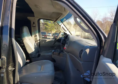 2006 Ford E-350 Super Duty Commercial/Recreational from USA, damaged, VIN 1FTSS34L96HB44620